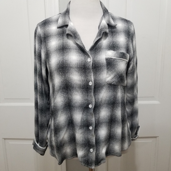 Bella Dahl Tops - Bella Dahl Button Down Shirt Lounge wear Sz L